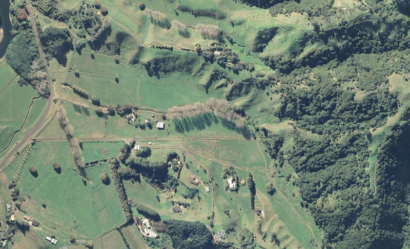 499 Taneatua Road, TANEATUA - Carousel 1