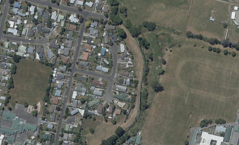 12 Sandstrom Grove, Feilding, Feilding - Carousel 1