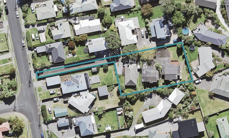 2/29 Gilliam Street, New Lynn, Auckland - Carousel 1
