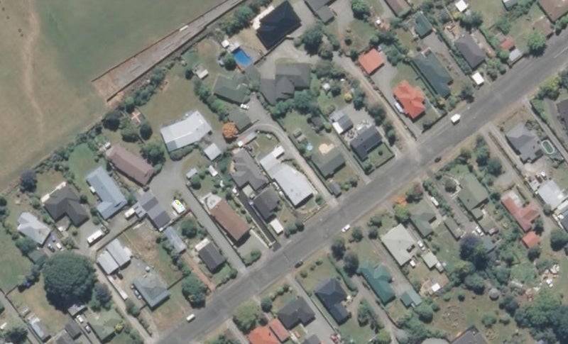 37 CAMPBELL ST - Carousel 1