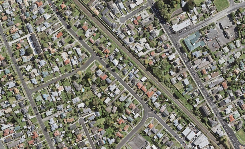 30 Beaumonts Way, Manurewa, Auckland - Carousel 1