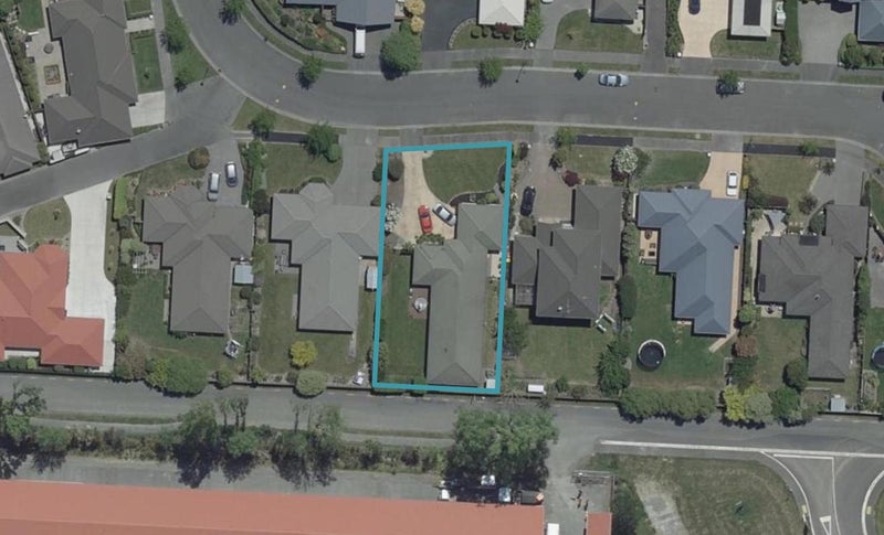 48 Aylsham Lane, Casebrook, Christchurch - Carousel 1