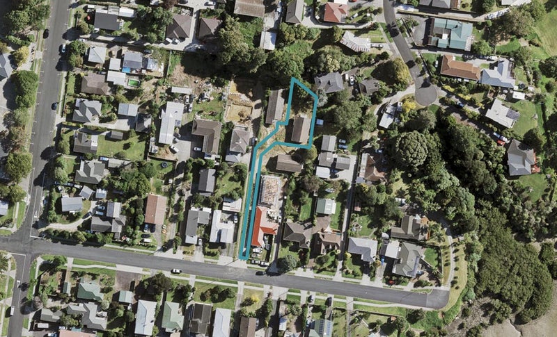 30B Estuary Road, Weymouth, Auckland - Carousel 1