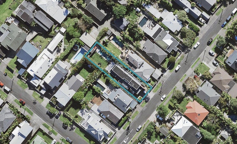 20 Edgars Road, Westmere, Auckland - Carousel 1