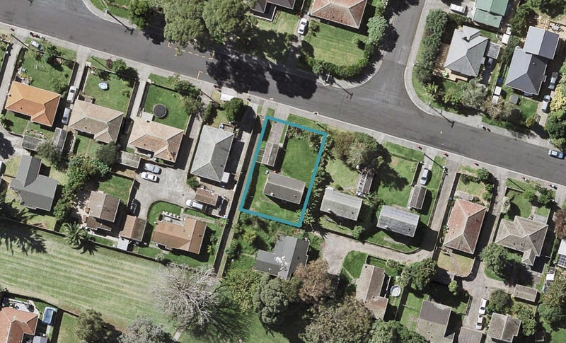 36 Matapan Road, Panmure, Auckland - Carousel 1