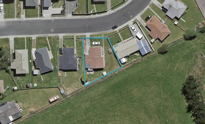 36 Ottrey Street, Clifton, Invercargill - Carousel 1