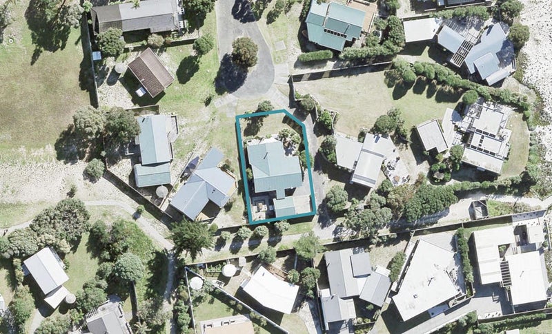 10 Esme Grove, Warkworth - Carousel 1
