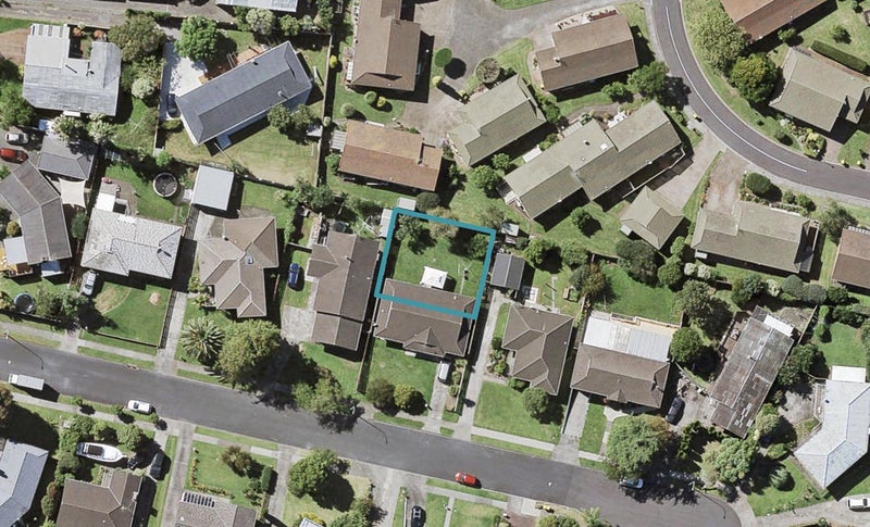 10B Rothwell Place, Sunnyhills, Auckland - Carousel 1