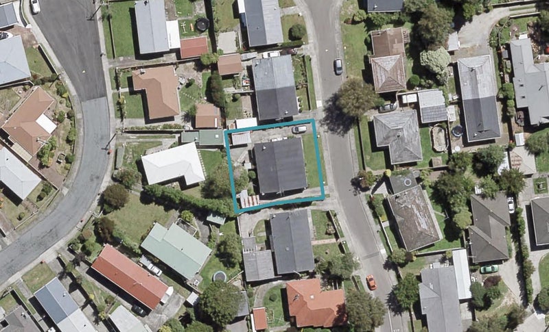 4 Flavia Grove, Clouston Park, Upper Hutt - Carousel 1