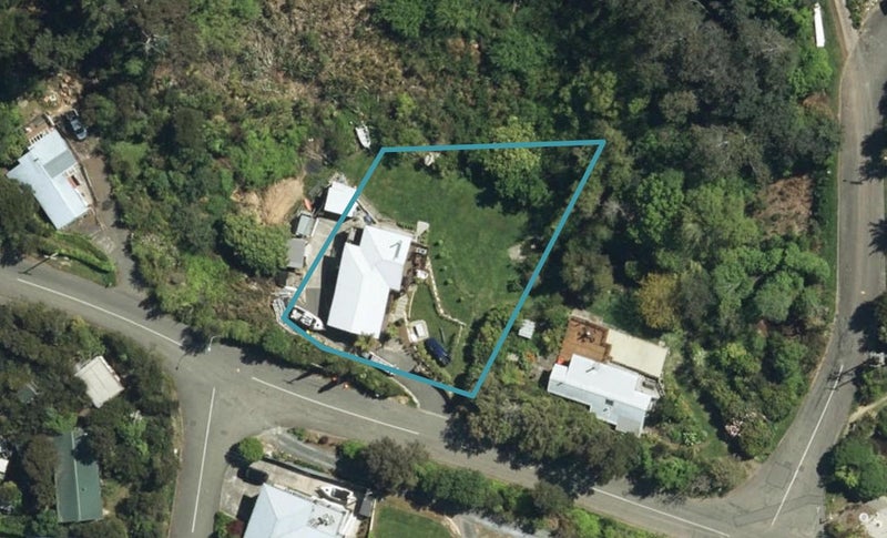 27 Stephens Bay Road, Kaiteriteri - Carousel 1