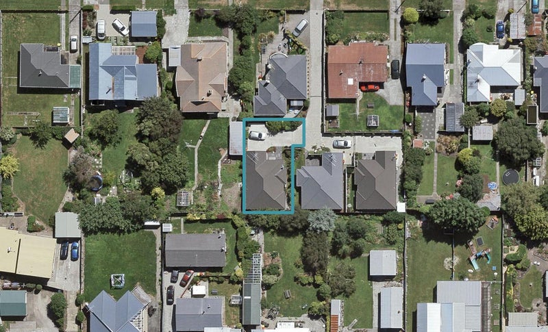 25 Bullar Street, Grasmere, Invercargill - Carousel 1