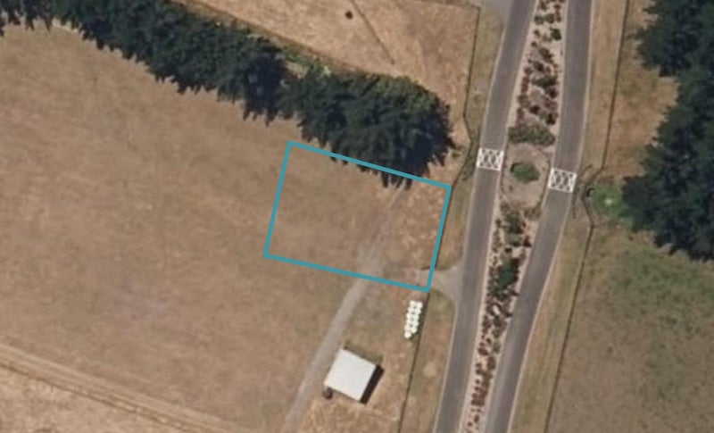 27 Waitarere Rise Avenue, Waitārere Beach, Levin - Carousel 1
