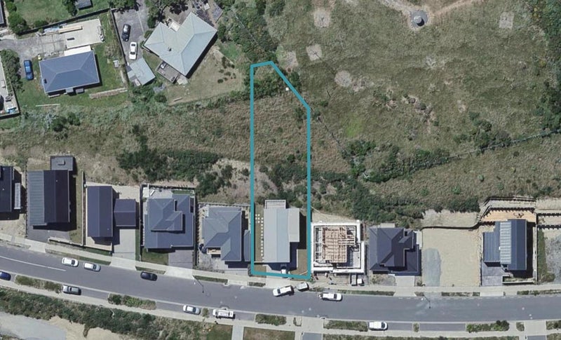 36 Domett Street, Newlands, Wellington - Carousel 1