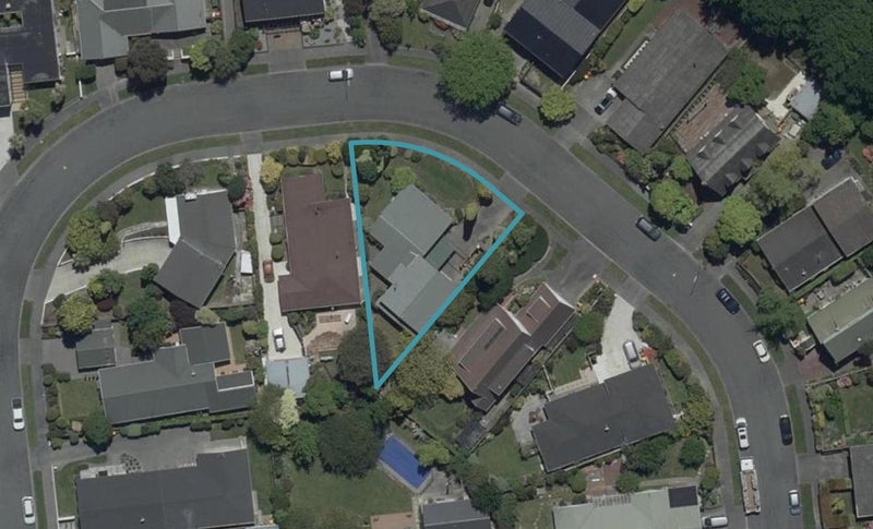 15 Guinness Crescent, Ilam, Christchurch - Carousel 1