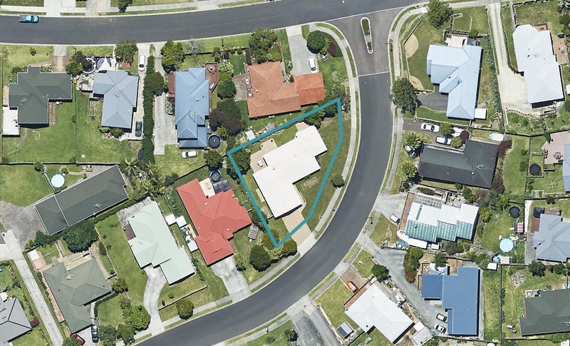 27 Thornlea Drive, Welcome Bay, Tauranga - Carousel 1
