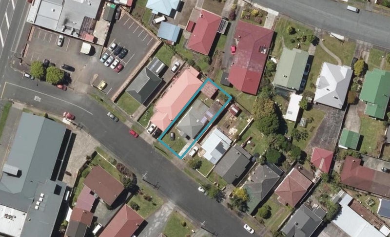 7 Wolfe Street, Regent, Whangarei - Carousel 1