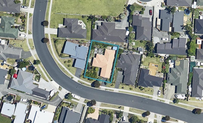 135 Wairakei Avenue, Papamoa Beach, Papamoa - Carousel 1