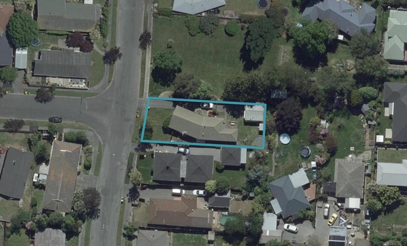 10 Sarabande Avenue, Redwood, Christchurch - Carousel 1