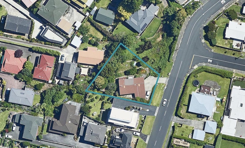 27 Grange Road, Otumoetai, Tauranga - Carousel 1