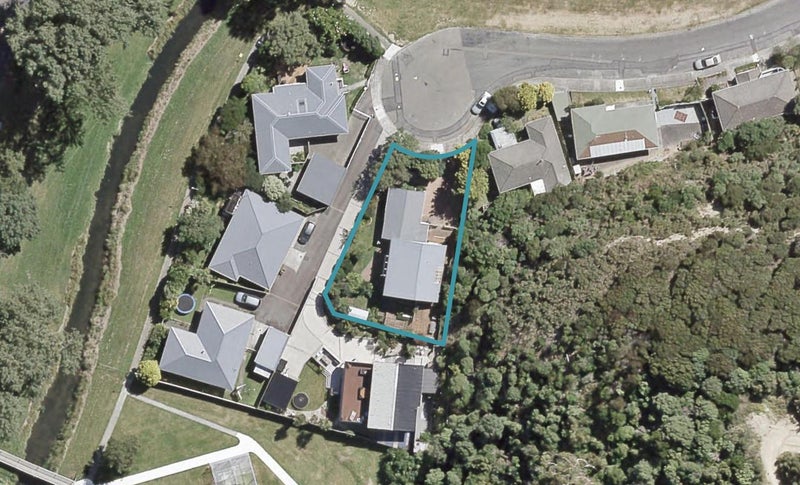 69 Cleary Street, Waterloo, Lower Hutt - Carousel 1