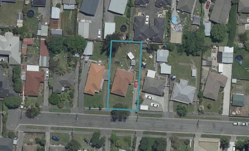 10 Grosvenor Street, Redwood, Christchurch - Carousel 1