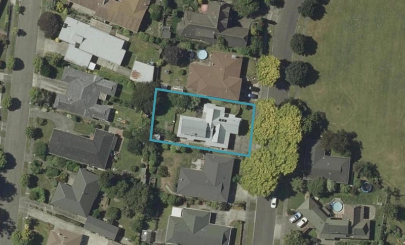 8 Hind Place, Hokowhitu, Palmerston North - Carousel 1