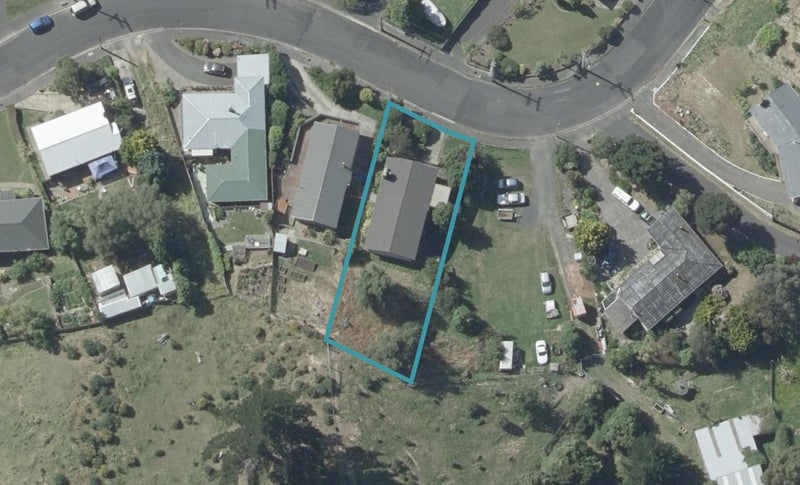 32 Roy Crescent, Concord, Dunedin - Carousel 1
