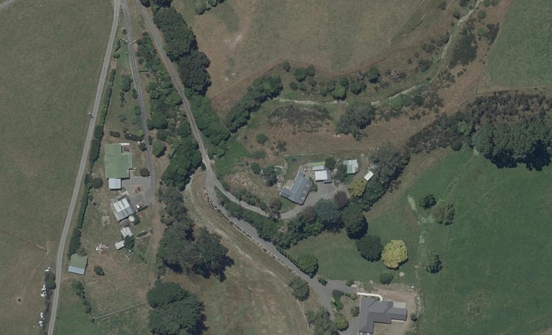 83 Hacketts Road, Palmerston North - Carousel 1