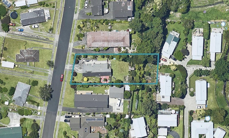 21 Rangataua Street, Welcome Bay, Tauranga - Carousel 1