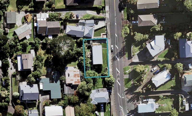 115 Whitney Street, New Windsor, Auckland - Carousel 1