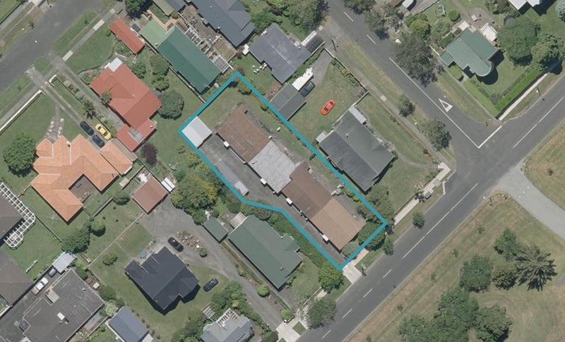8D Parsons Street, Saint Johns Hill, Whanganui - Carousel 1