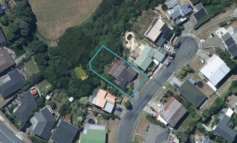 7 Ettrick Grove, Papakowhai, Porirua - Carousel 1