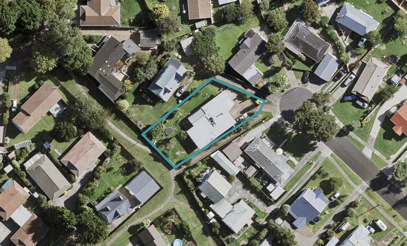 32 Waiari Road, Conifer Grove, Takanini - Carousel 1