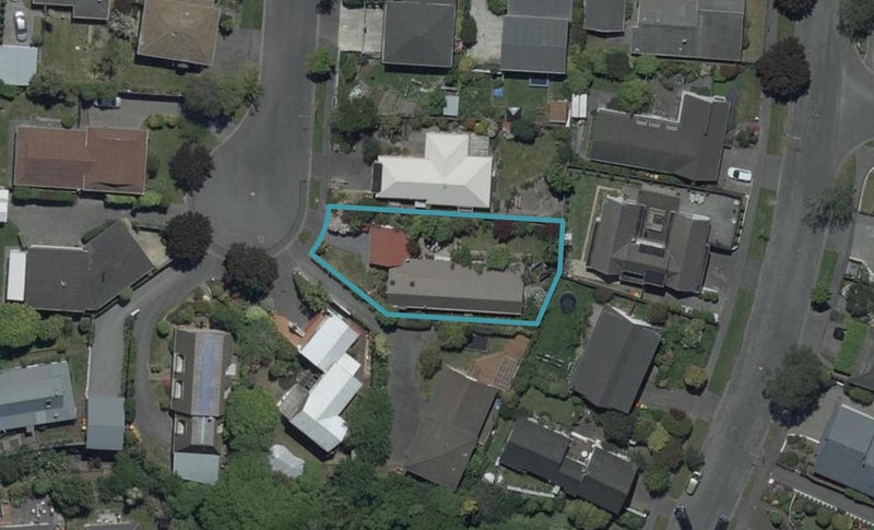 5 Banff Place, Avonhead, Christchurch - Carousel 1