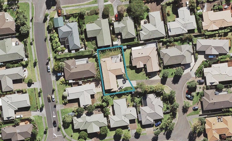 8 Amherst Place, Albany, Auckland - Carousel 1