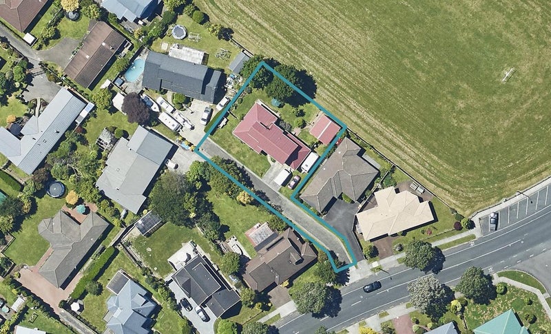 16 Warwick Drive, Lynmore, Rotorua - Carousel 1