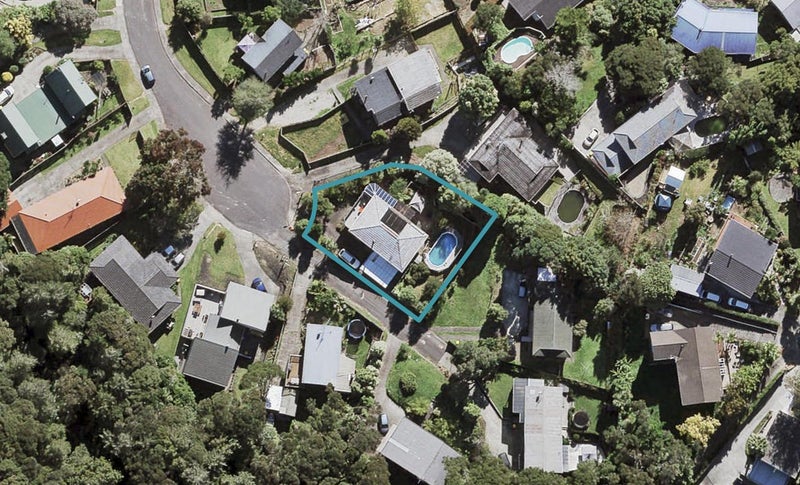 8 Eugen Place, Bayview, Auckland - Carousel 1