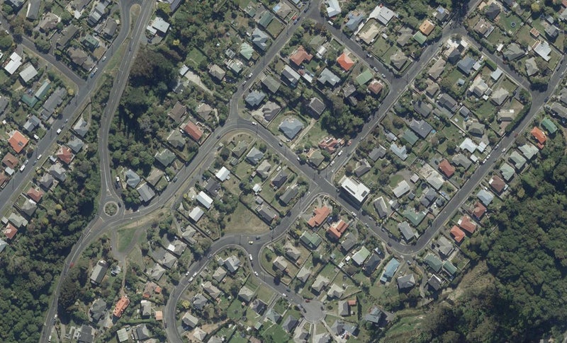 10 Eastbank Street, Waverley, Dunedin - Carousel 1