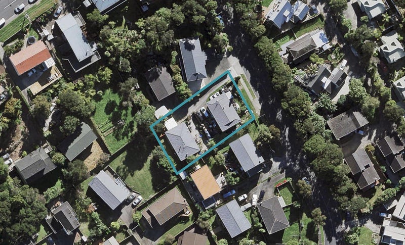 1/3 Witheford Drive, Bayview, Auckland - Carousel 1