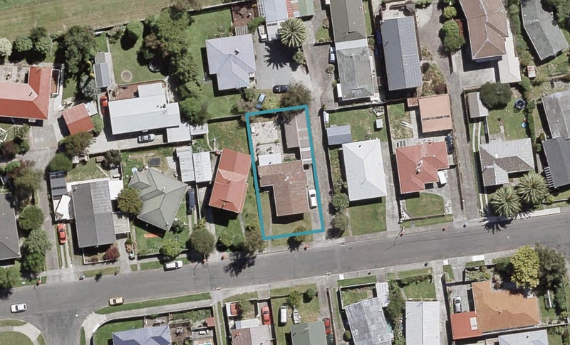 25 Clouston Park Road, Clouston Park, Upper Hutt - Carousel 1