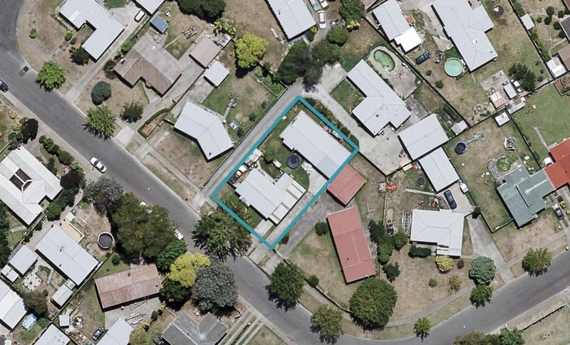 16 Livingstone Road, Flaxmere, Hastings - Carousel 1