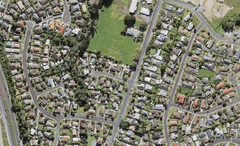 3A Glenbury Place, Massey, Auckland - Carousel 1