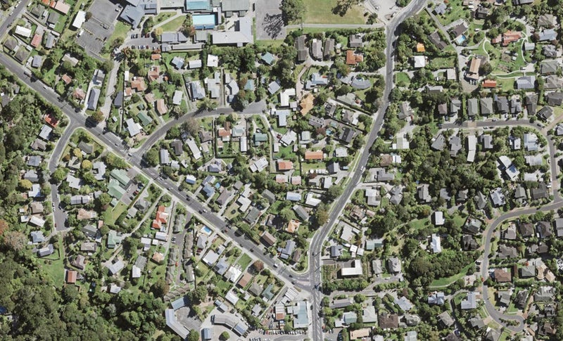 1/19 Sunray Avenue, Titirangi, Auckland - Carousel 1