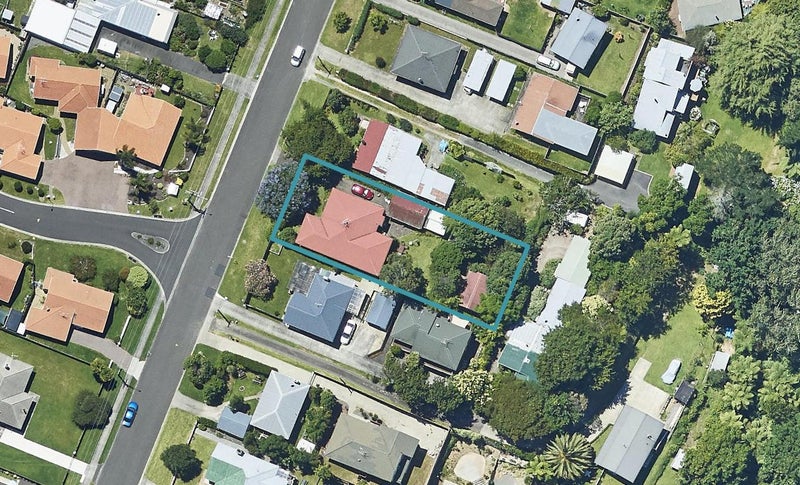 20 Greerton Road, Gate Pa, Tauranga - Carousel 1