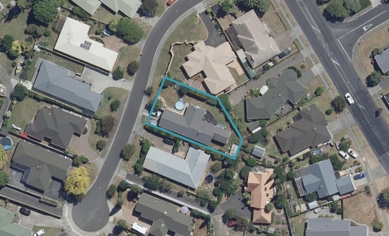 5 Moverley Place, Pukete, Hamilton - Carousel 1