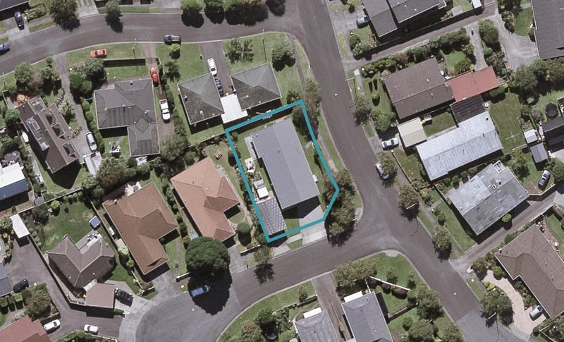 10 John Guthrie Place, Merrilands, New Plymouth - Carousel 1