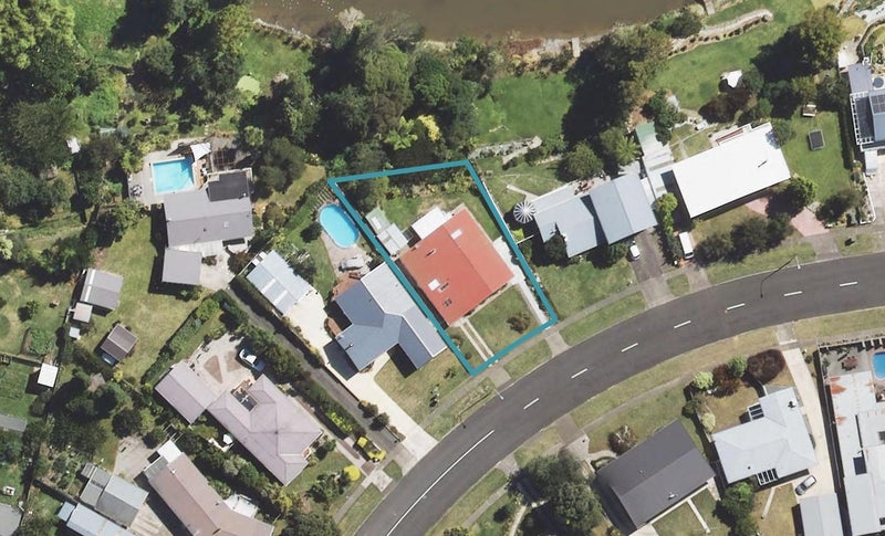 1045 Aberdeen Road, Te Hapara, Gisborne - Carousel 1