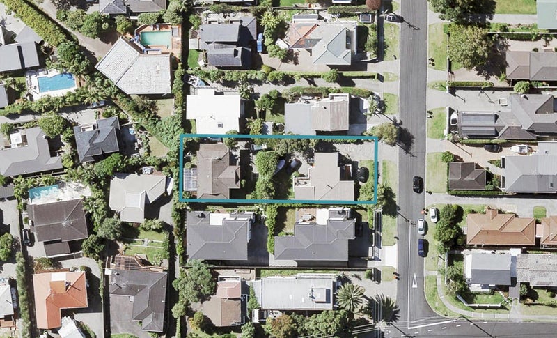 1/6 Rothesay Bay Road, Rothesay Bay, Auckland - Carousel 1
