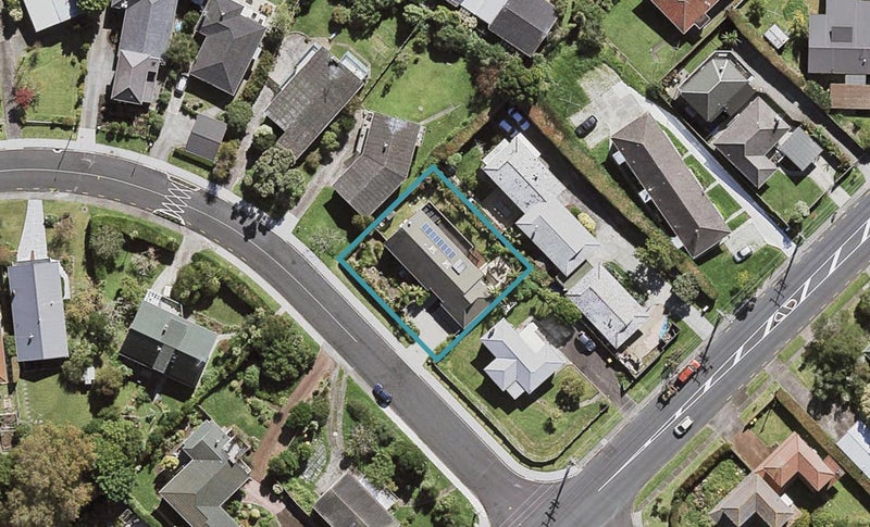 1 Alton Avenue, Hillcrest, Auckland - Carousel 1