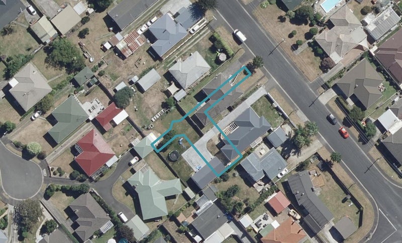 3/9 Steele Road, Forest Lake, Hamilton - Carousel 1